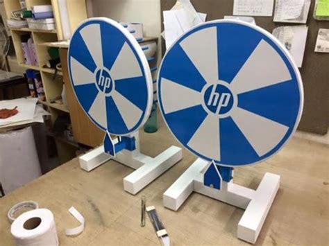 ROLETA SPIN WHEEL ROULETTE GAME WITH STAND AND TABLE TOP FABRICATOR ...