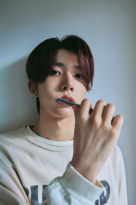 update enhypen asks   kiss   mv teaser  xo