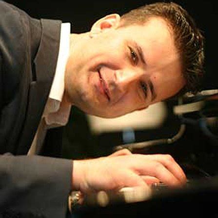 Paul Mark | Neighbour Note Piano Teacher