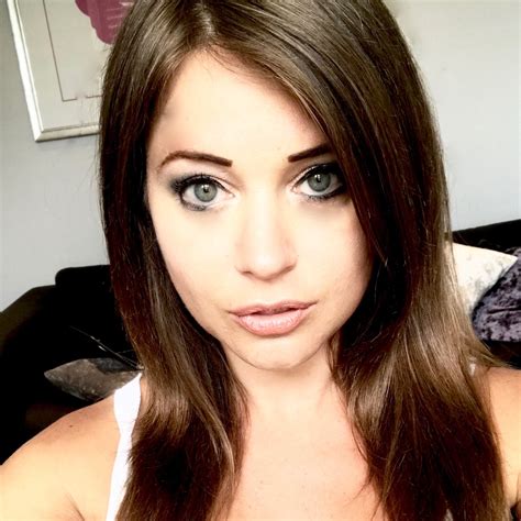 Kezia Noble Dating Success For Men 12