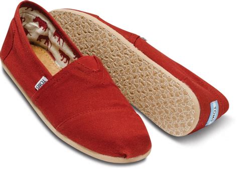 TOMS llega con zapatos y compromiso social nuevos países de A. Latina ...
