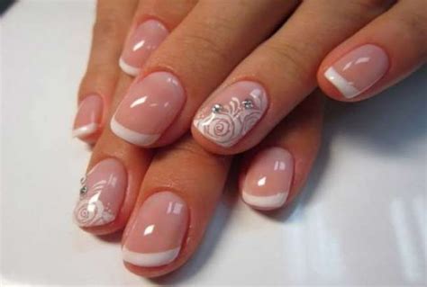 Модный маникюр 2016 – фото френча гель лака | Acrylic nail salon, Gel ...