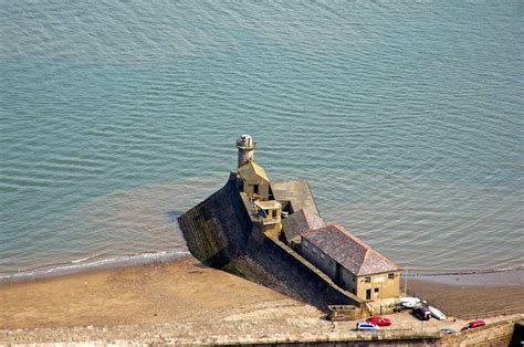 Whitehaven Old New Quay Light (Whitehaven Watchtower) Lighthouse in