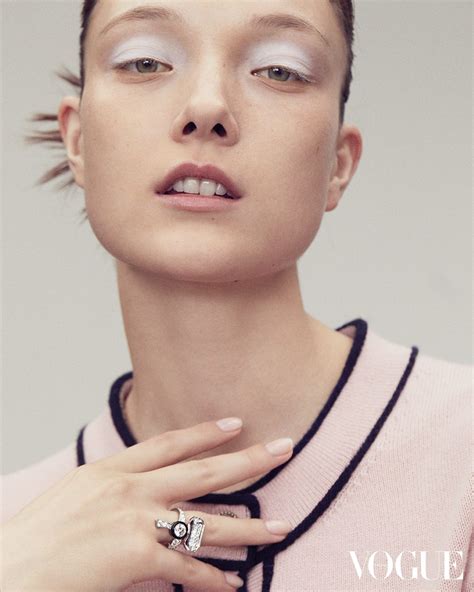 YUMI LAMBERT｜WOMEN｜BRAVO models