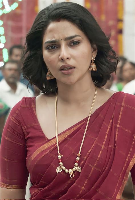 BangStopper🍑 on Twitter | Beautiful smile women, Beautiful women videos