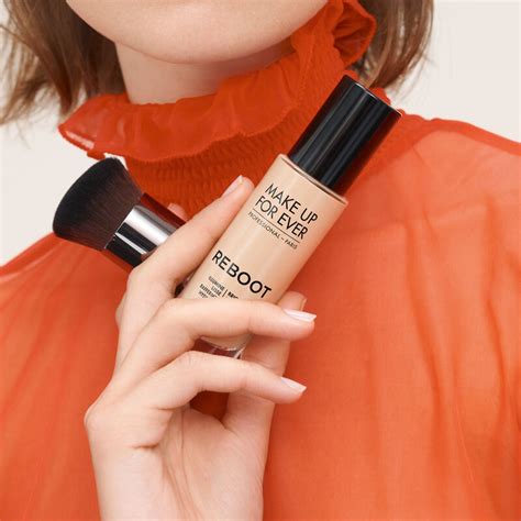 Reboot - Foundation MAKE UP FOR EVER