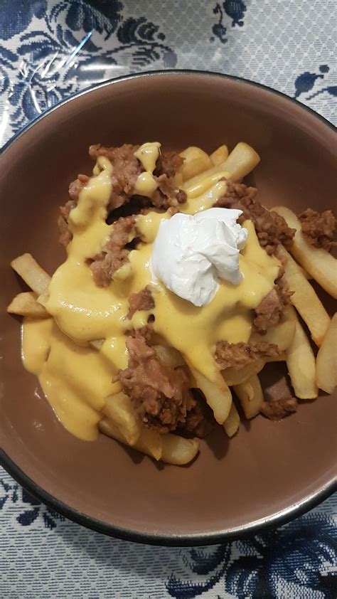 I had this weird cheese fry craving all week and no one around me do a