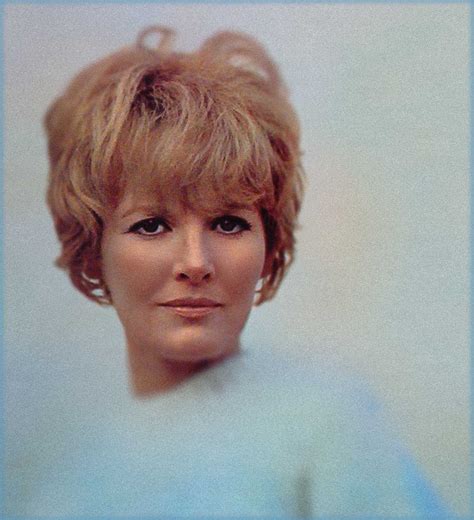 Pretty Pictures: 11/14/10 - 11/21/10 | Petula clark, Singer, British