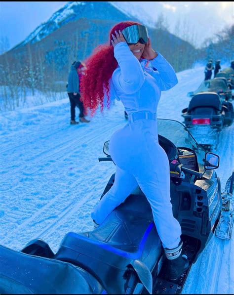 🍑😍 : r/RavenLoso