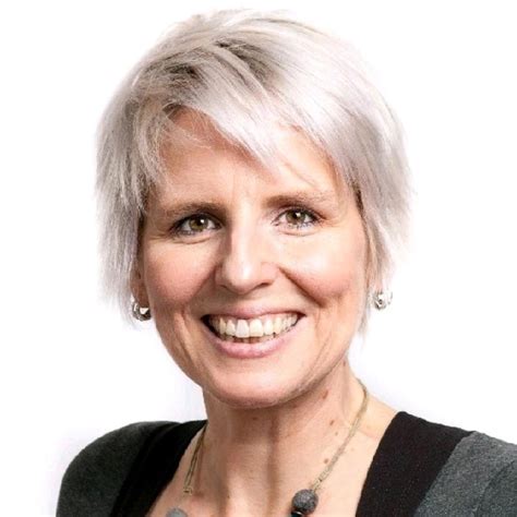 Anna Kačabová - Ředitelka - Asociace podnikavé Česko | LinkedIn