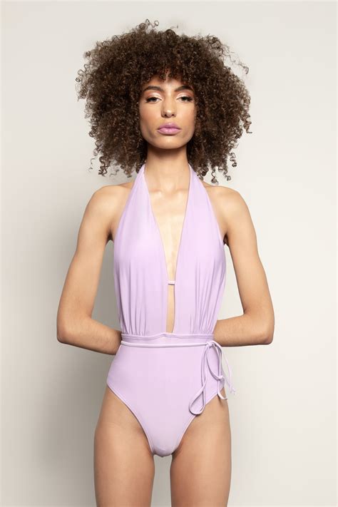 One-Piece Halter Swimsuit – Isabelle LaRue