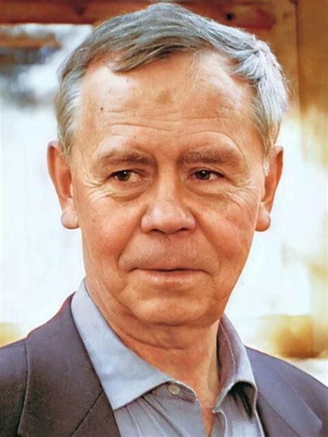Валентин Распутин