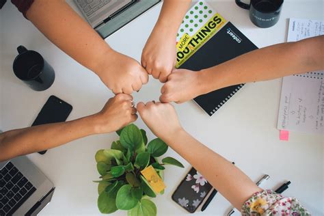 collaboration  cooperation  guide  managers