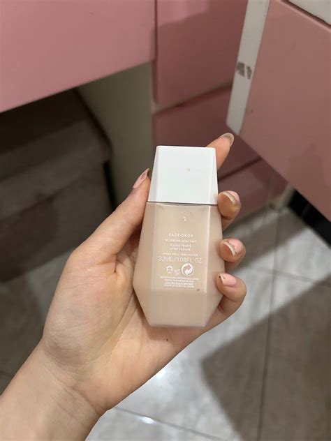 Fenty Beauty Eazy Drop Blurring Skin Tint Shade 2, Kesehatan ...