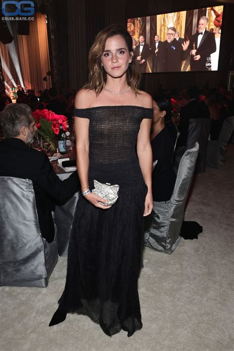 Emma Watson nackt, Nacktbilder, Playboy, Nacktfotos, Fakes, Oben Ohne