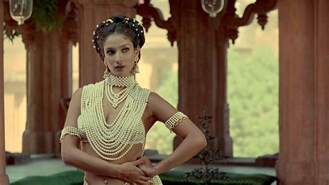 Kama Sutra -Die Kunst der Liebe | Film 1996 | Moviebreak.de