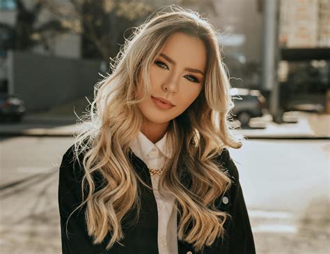 Thermal Ceramic Rollers – Achieve Long-Lasting Volume & Curls