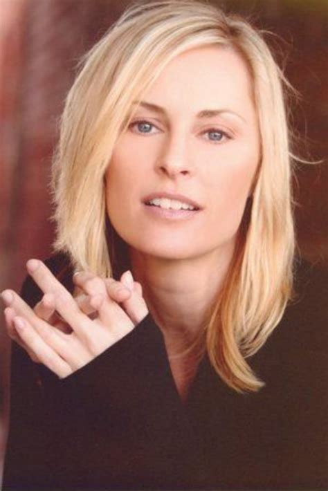 Emily Cline - Biografía, mejores películas, series, imágenes y noticias