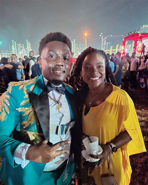 Tashia Grace Burris (@mstashiaburris) • Instagram photos and videos