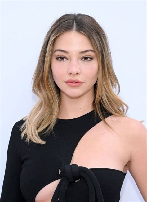 madelyn cline in 2023 | Pretty hairstyles, Hair dye colors, Beautiful ...