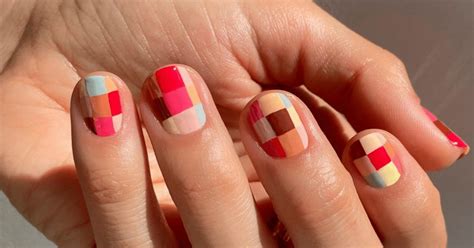 5 правил маникюра для коротких ногтей | theGirl