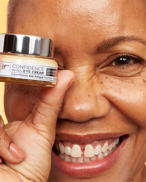 The Best Treatment For Tired-Looking Eyes | IT Cosmetics