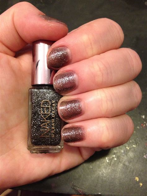 The Beauty of Life: Urban Decay Naked Nail Set Swatches