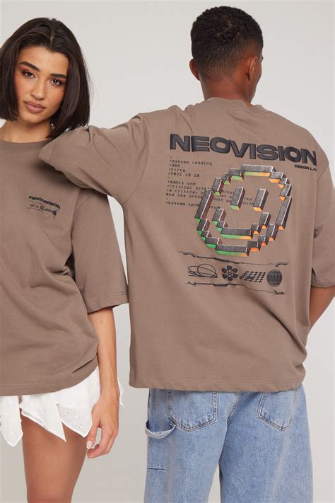 Neovision Clothing & Accessories – Universal Store