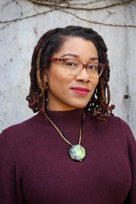 Biography — Tracy Deonn