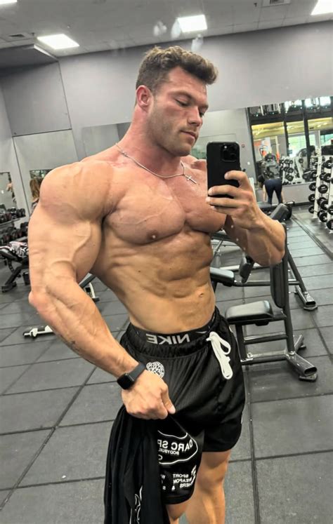 @worshipper-of-muscle on Tumblr