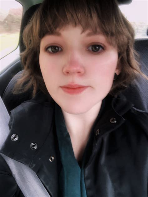 Vivienne Mabel Rose – Medium