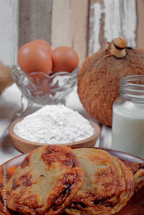 akok kedut egg coconut flour coconut milk  pandan leaf