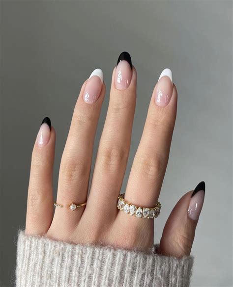 Unhas Preto E Branco Francesinha - Francesinha preta: 21 inspirações para unhas marcantes - Dia de Beauté
