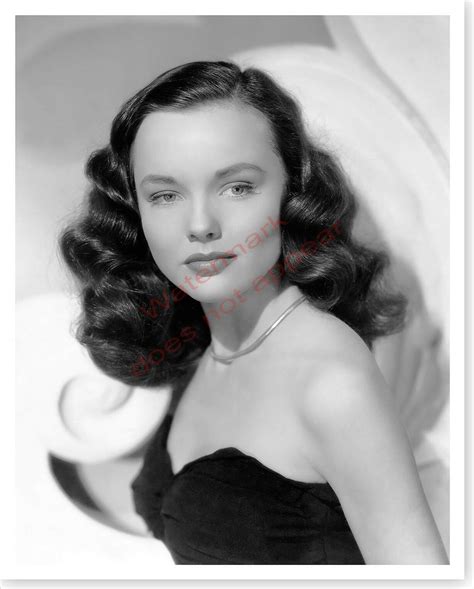 Wanda Hendrix Nude