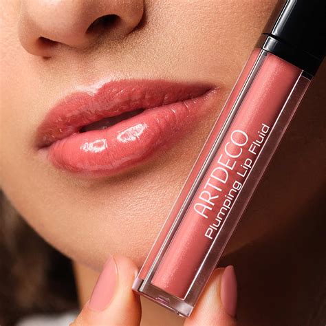 Блеск для губ `ARTDECO` PLUMPING LIP FLUID с эффектом увеличения объема ...