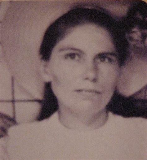 Looking for the Flowers Family Tree Genealogy Gallery - Pauline Flowers
