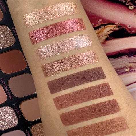 Forever Flawless Allure Eyeshadow Palette – RevolutionBeauty Maroc