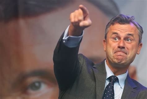 Benešovy dekrety jsou bezpráví, řekl Hofer před cestou za Zemanem ...