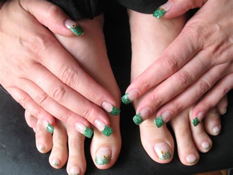 Artep: Verde glitter, scagliette ròsa, mix prove decoro su tip, lilla ...