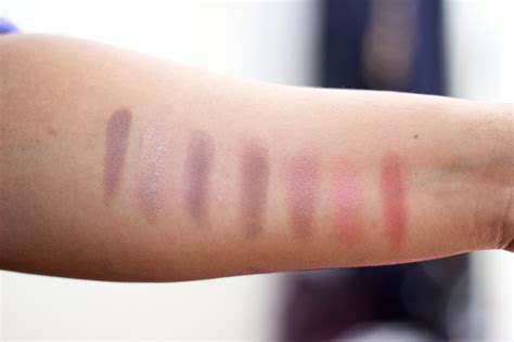 FashStyleLiv: Morphe 35O Eyeshadow Palette Review + Swatches