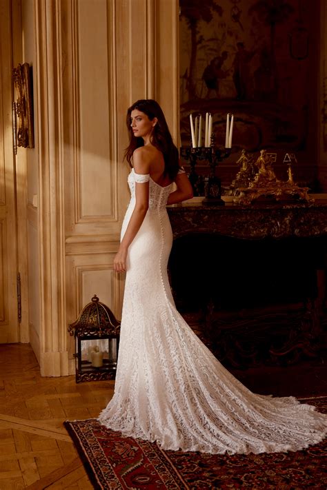 Wedding Dresses in Louisville, KY and Nashville TN