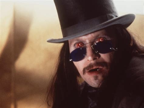 Gary Oldman slept in a coffin to nail Dracula role: Cary Elwes ...