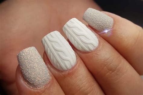 la manucure effet pull de noel