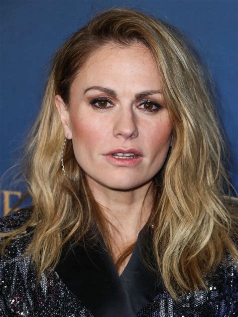 Anna Paquin Admits It ‘Hasn’t Been Easy’ As She Uses A Cane For Support