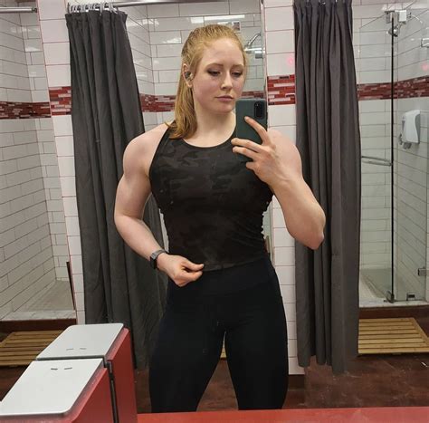 Julia Delo