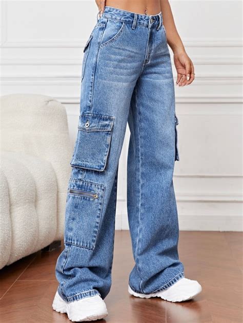 Casual style. European design. Cargo look. Wide leg pants. Buttons ...