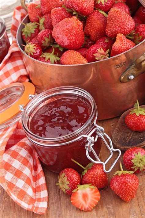 Slow Cooker Strawberry Jam - Easy Peasy Slow Cook