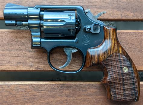 Snub Nose 38 Pistolera
