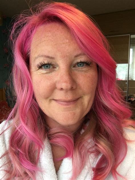 Pink hair | Pink hair, Hair, Pink
