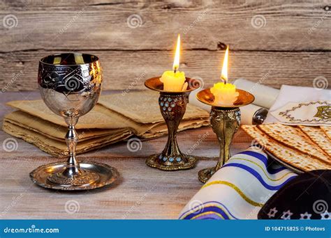 Ritual Judaico - Shabbat Shalom - Ritual Judaico Tradicional Do Sabat Imagem de Stock ...